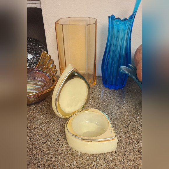 Vintage Hand Painted Alabaster Teardrop Jewelry Trinket Box - Picture 5 of 5